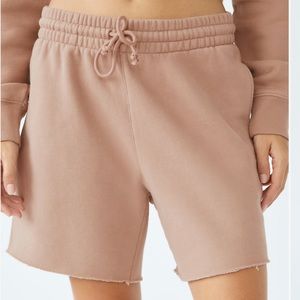 TNA Cozy Fleece Boyfriend 6" Sweatshort